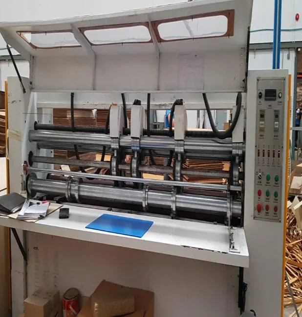 Slitting machine